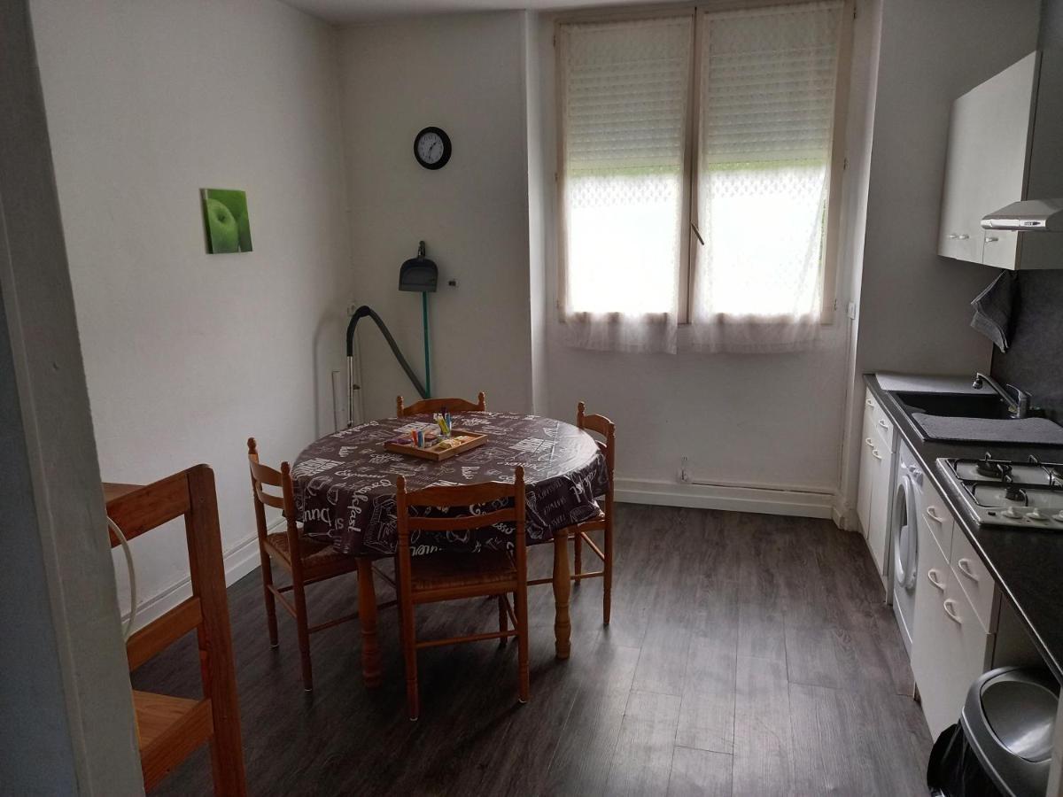 Appartement "Les Tournesols" 1Er Etage 2Ch Avec Parking A Lurs Exteriör bild