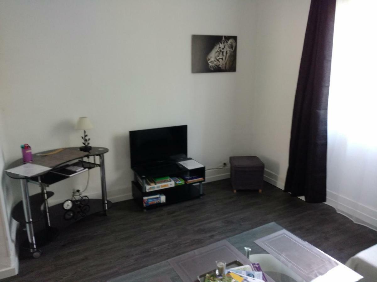 Appartement "Les Tournesols" 1Er Etage 2Ch Avec Parking A Lurs Exteriör bild